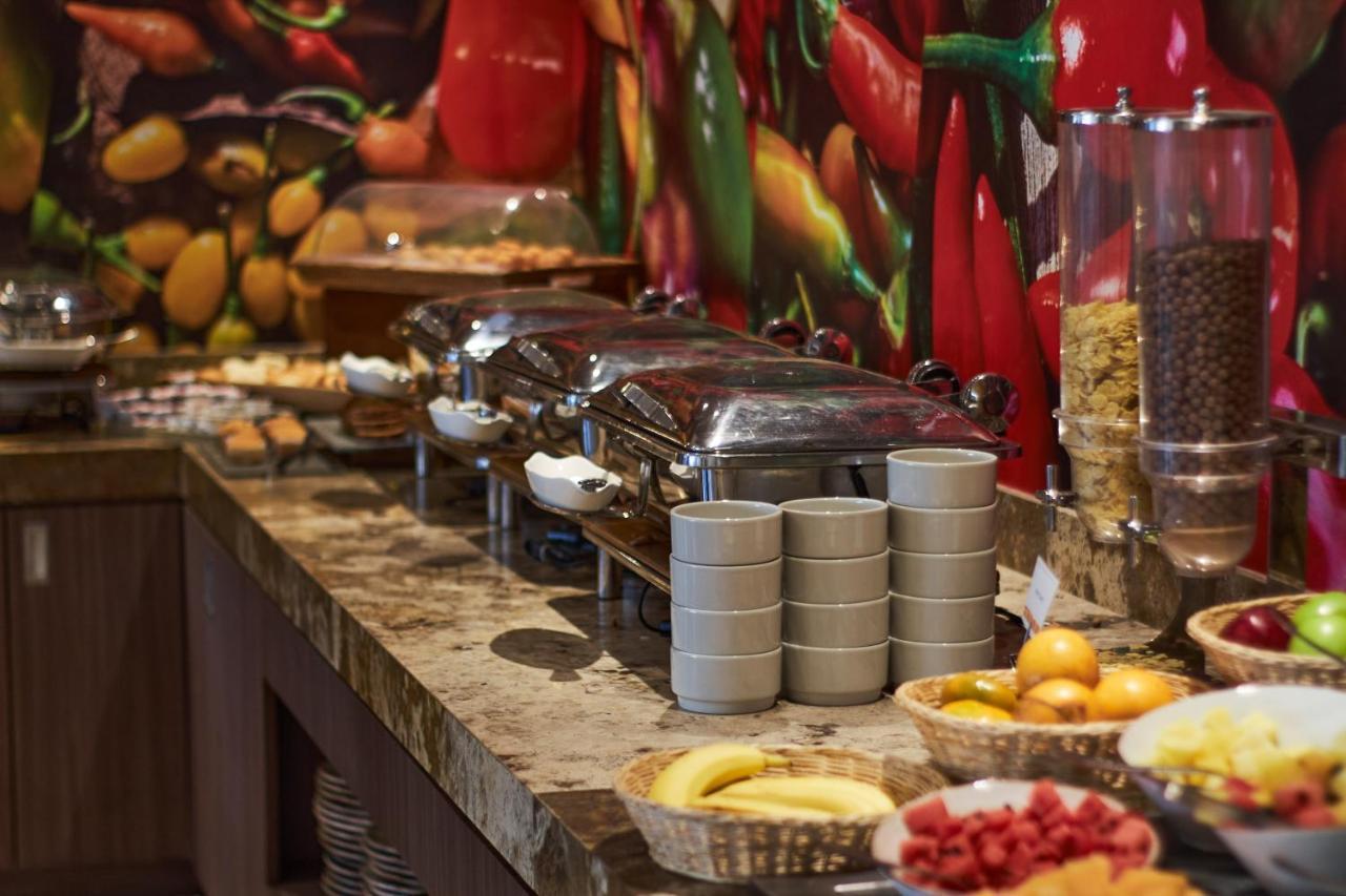 Hotel Estelar San Isidro Лима Екстериор снимка