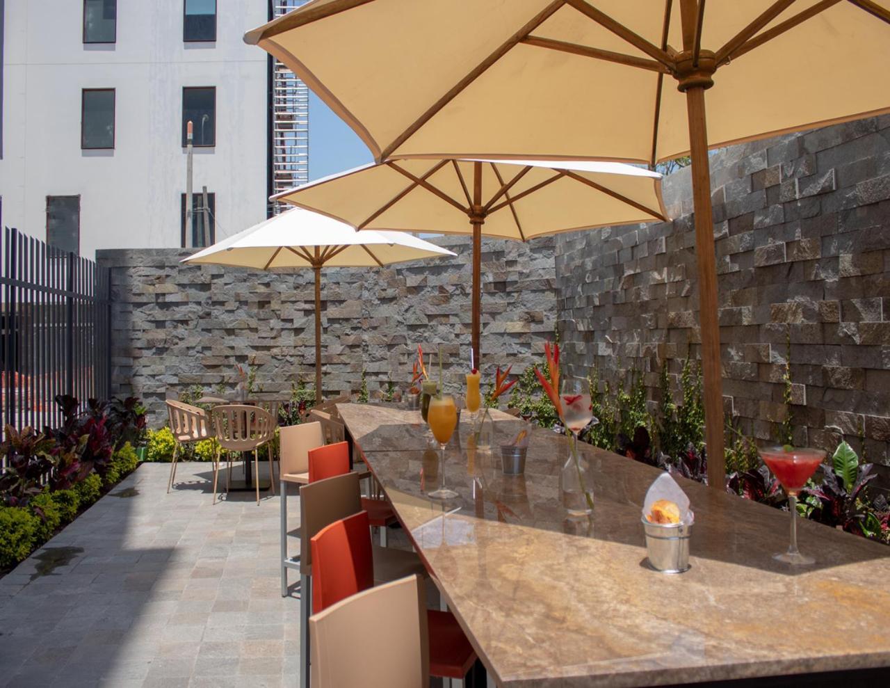 Hotel Estelar San Isidro Лима Екстериор снимка